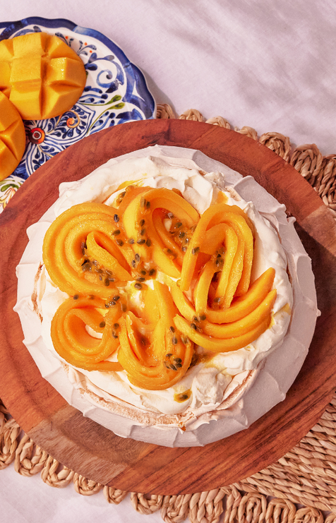 Mum's classic pavlova