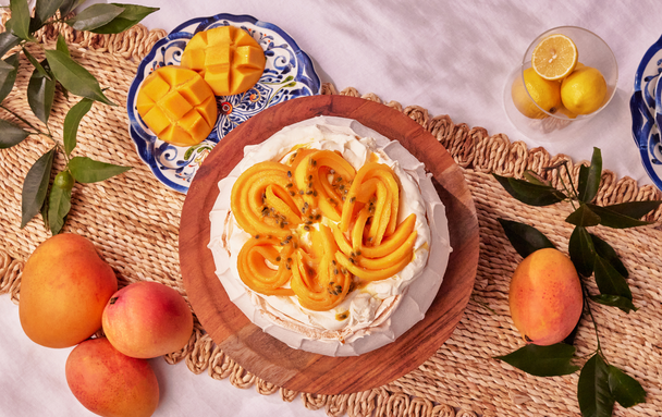 Mum's classic pavlova