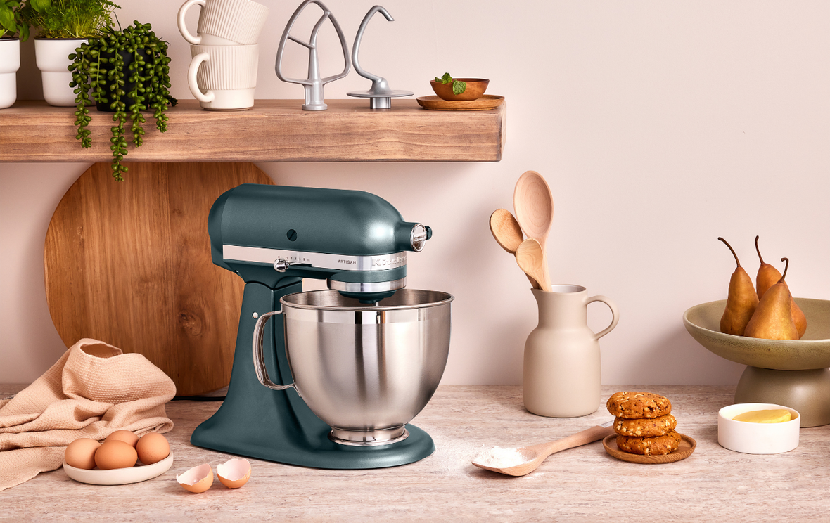 stand mixer vs hand mixer