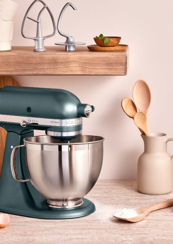 stand mixer vs hand mixer