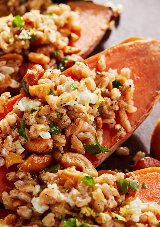 Steamed sweet potatoes stuffed with farro