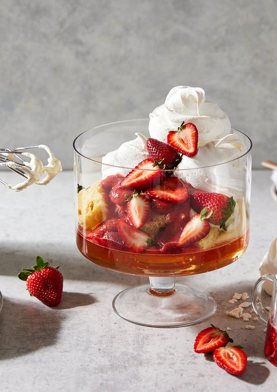 Strawberry summer trifle