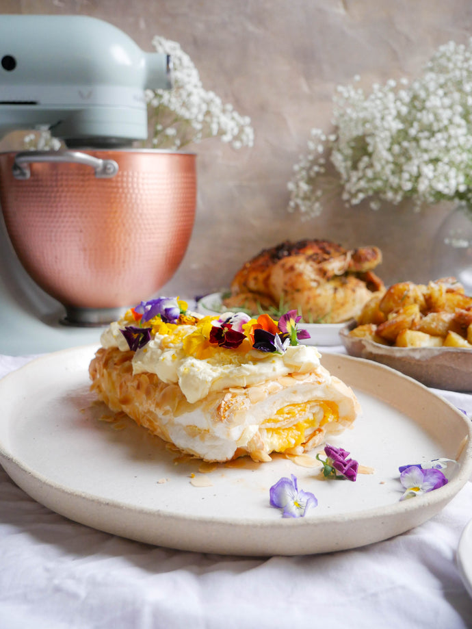 Lemon curd meringue roulade | Daen's Kitchen