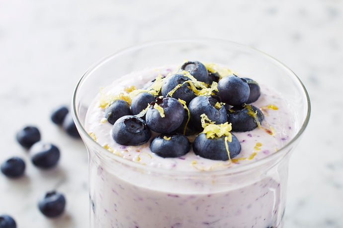 Blueberry yoghurt parfait