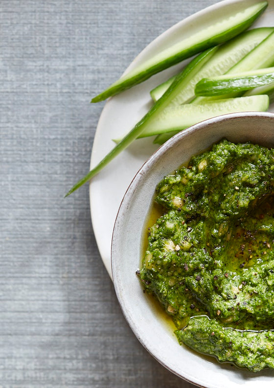 Roasted Garlic, Spinach, Lemon and Cashew Dip