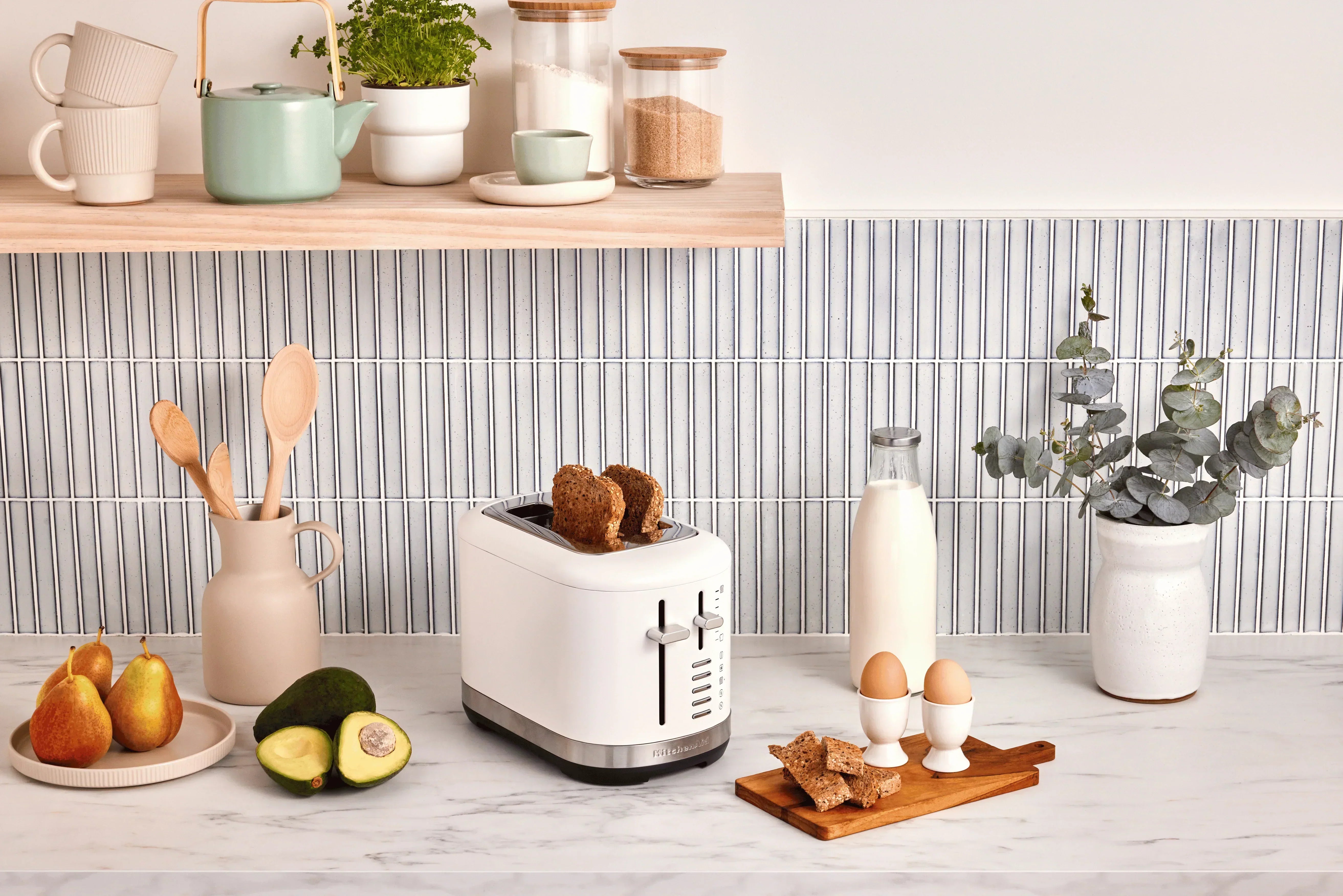 How to clean a toaster inside & out | KitchenAid New Zealand