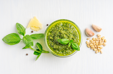 Chunky basil pesto