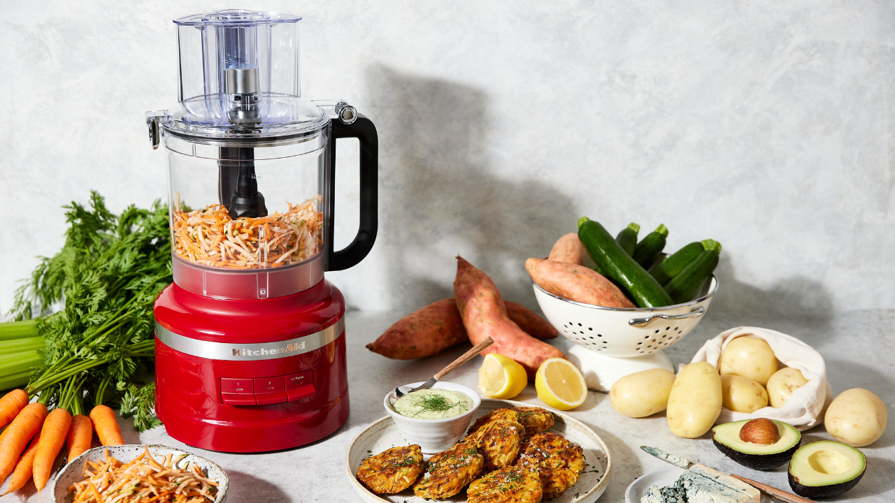 Can you use a blender as a food processor?