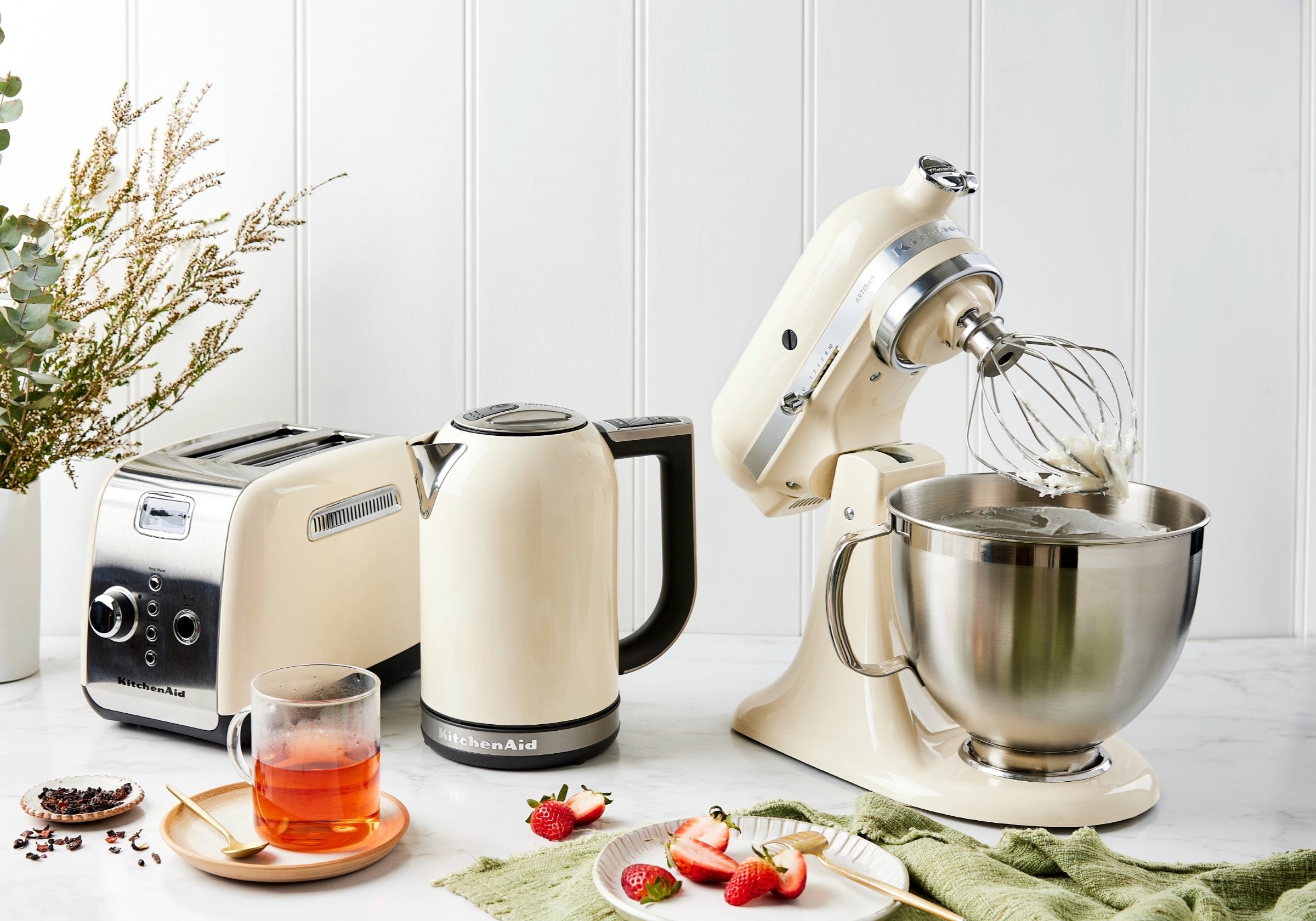 Artisan Tilt-Head Stand Mixer KSM195