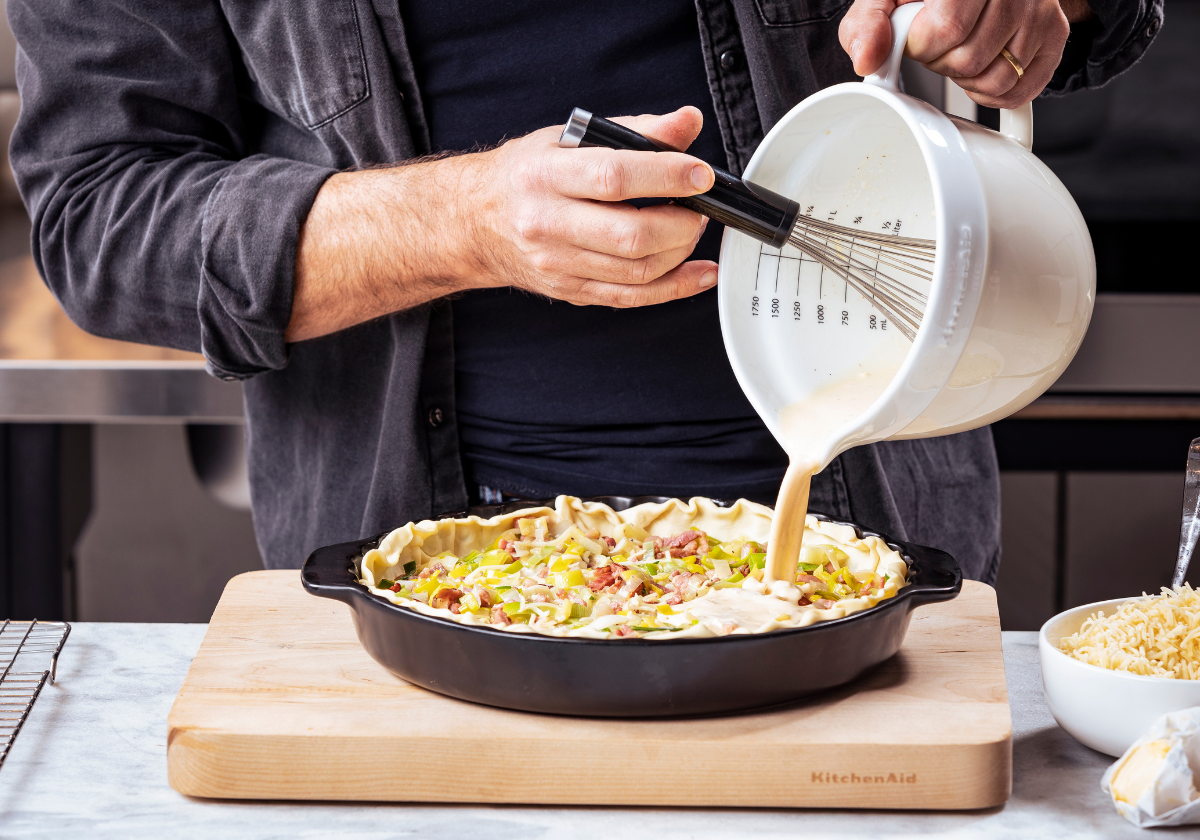 Stoneware Pie Dish Black 29cm