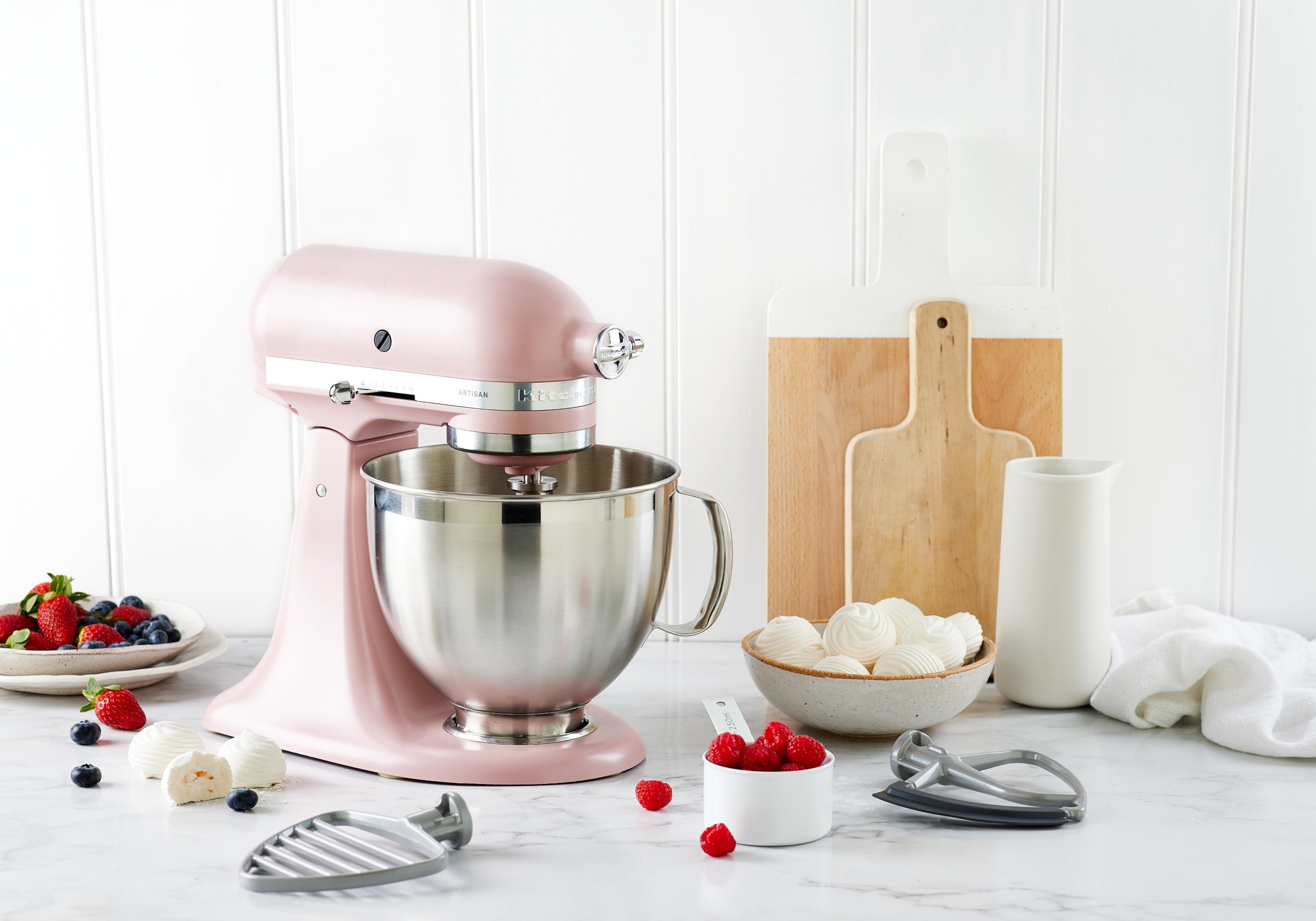 Artisan Tilt-Head Stand Mixer KSM195