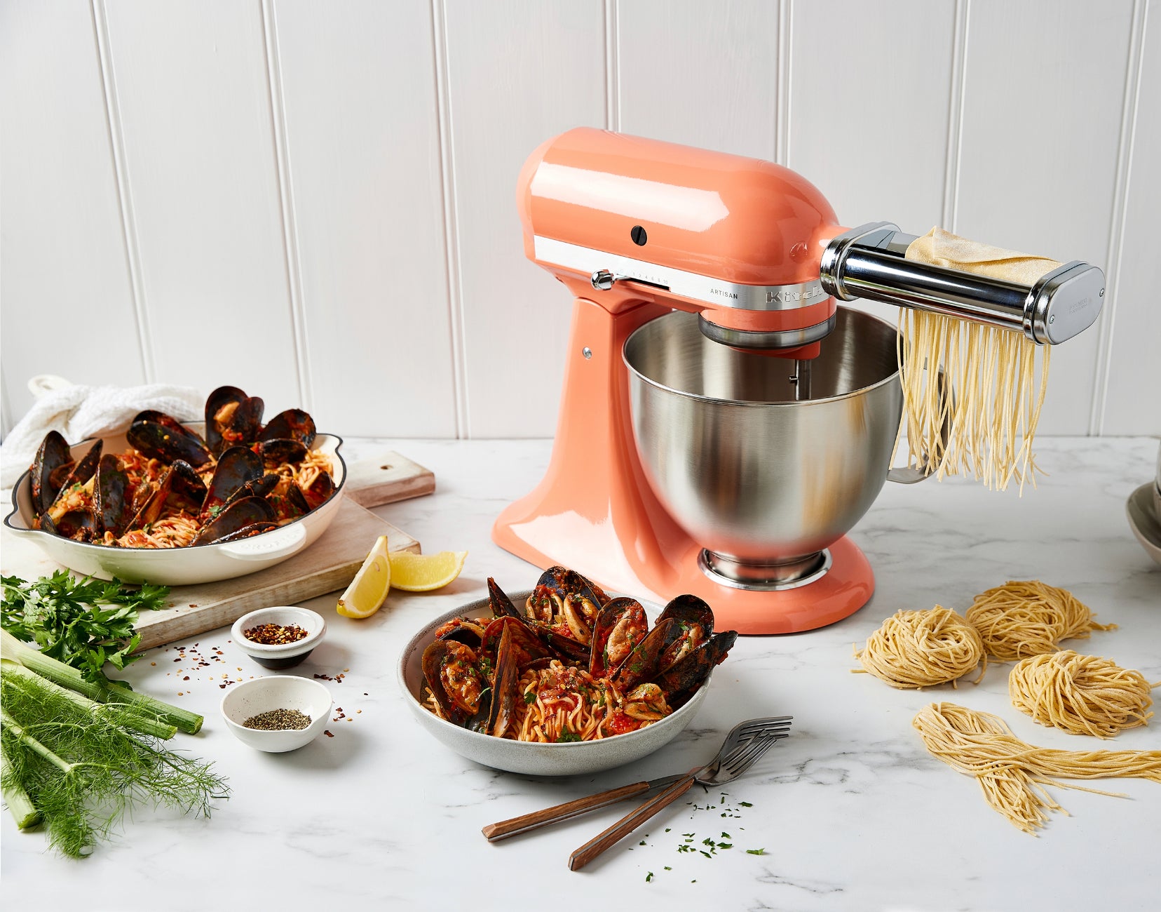 Works with all KitchenAid tilt-head & bowl-lift Stand Mixers