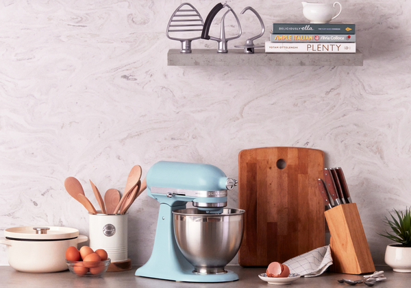 Artisan Tilt-Head Stand Mixer KSM195